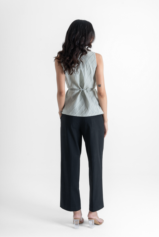 Halter Wrap Tie-up